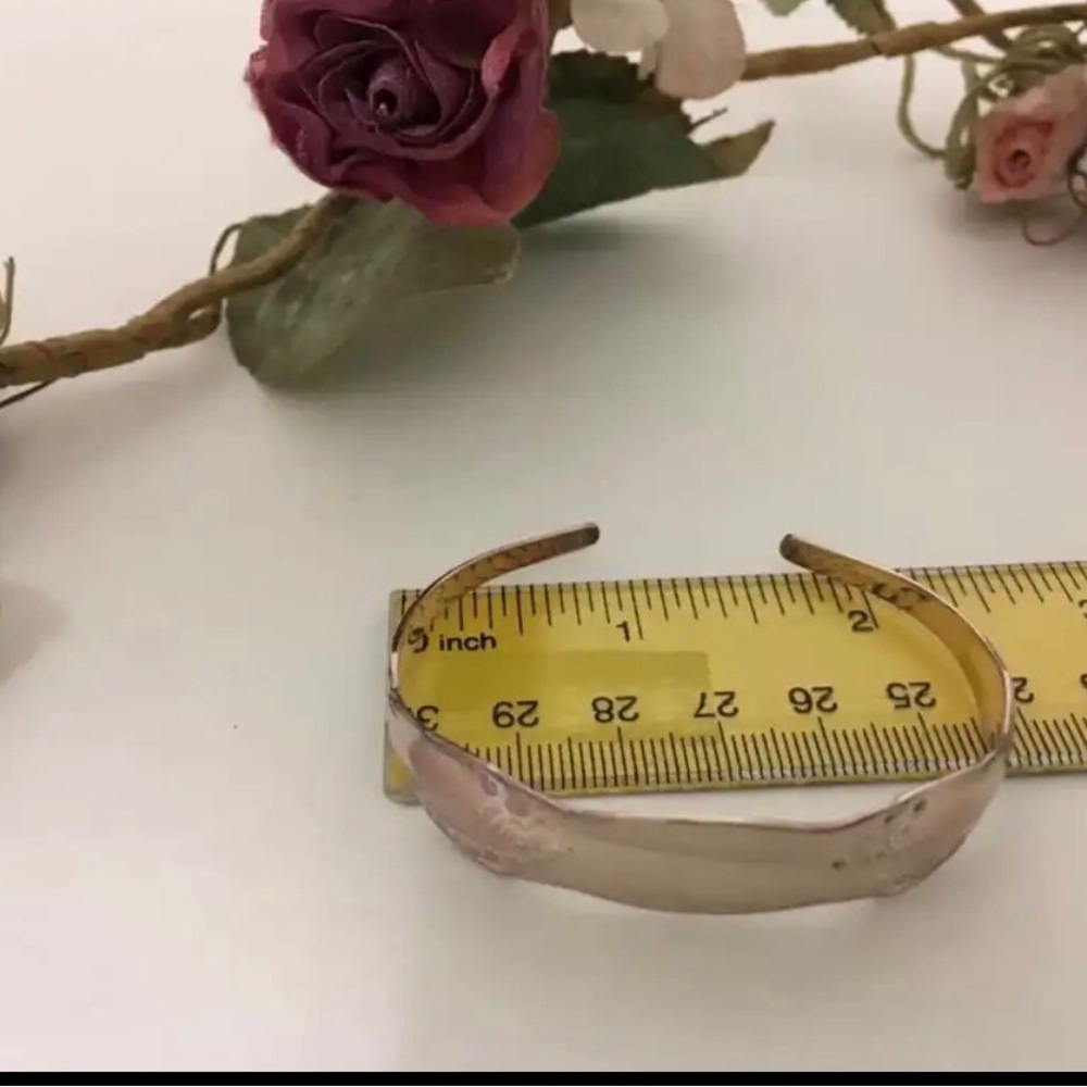 William A Rogers Oneida Ltd Cuff Bracelet View 4